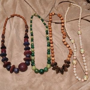 4 vintage necklaces